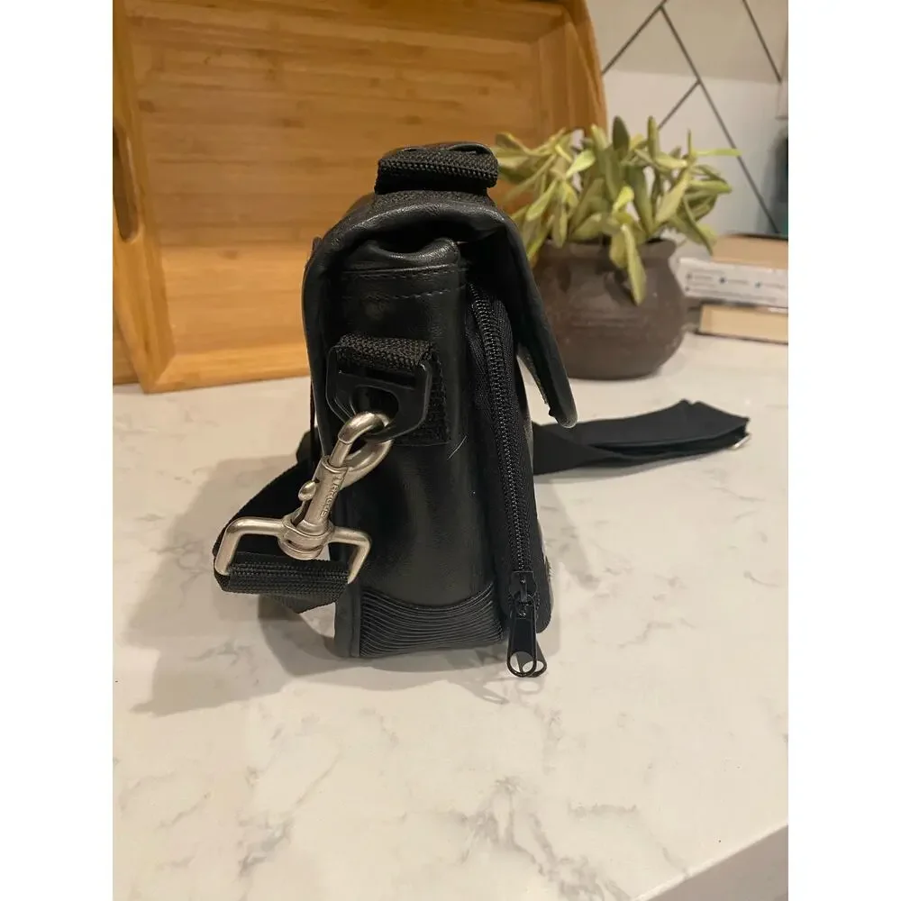 Lenmar faux leather shoulder camera bag hand held or shoulder strap vintage?